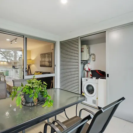Yaran Suites Rockingham Exterior photo
