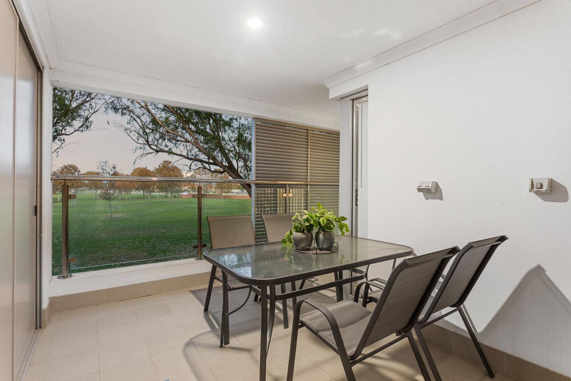 Apartment Yaran Rockingham